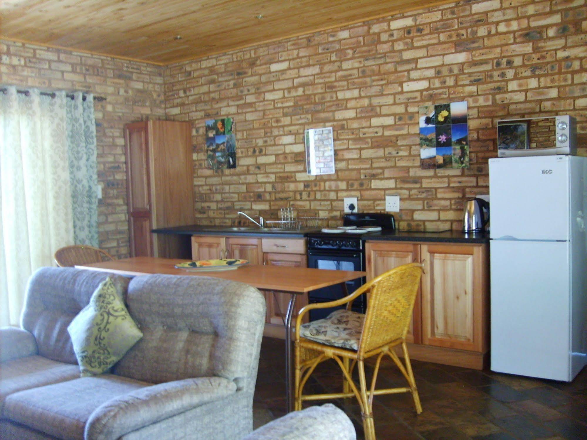 Thirsty Falls Cc Maanhaarrand Exterior photo